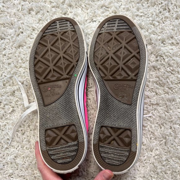 Converse Womens 8 Pink Low Top Lace Up - Picture 6 of 9